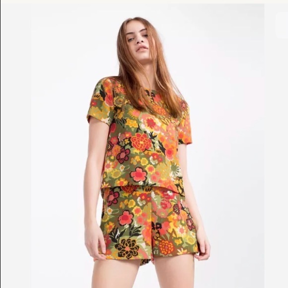 Zara Pants - 🆕 Zara Floral Jumpsuit Romper XS NEW
